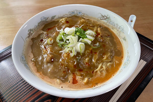 カレー屋さんのカレーかけ坦々麺